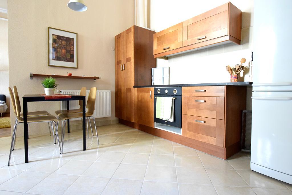 Budget Apartment By Hi5 - Oktober 6 Str 4 Budapešť Exteriér fotografie